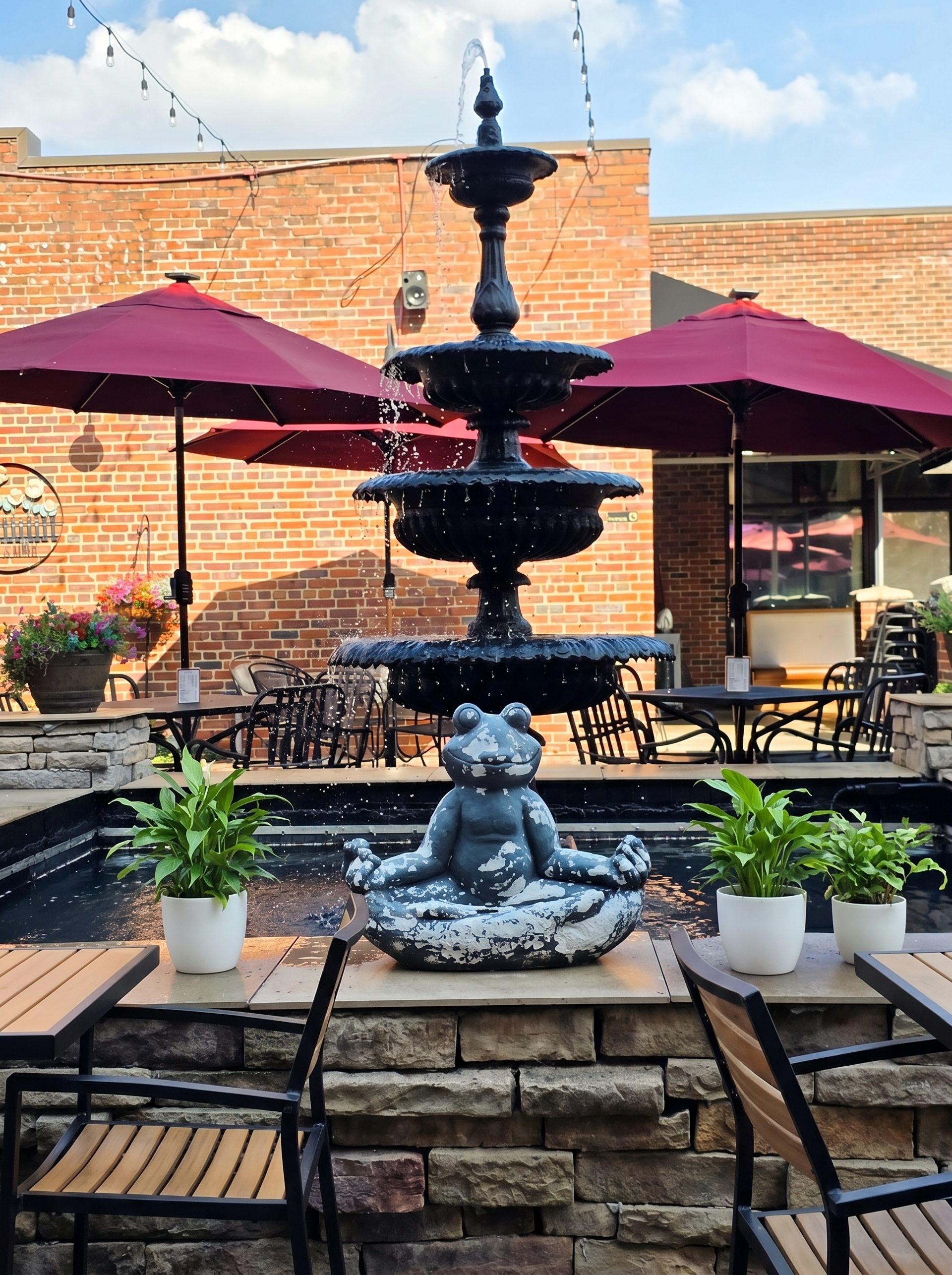 The Courtyard on Franklin Street